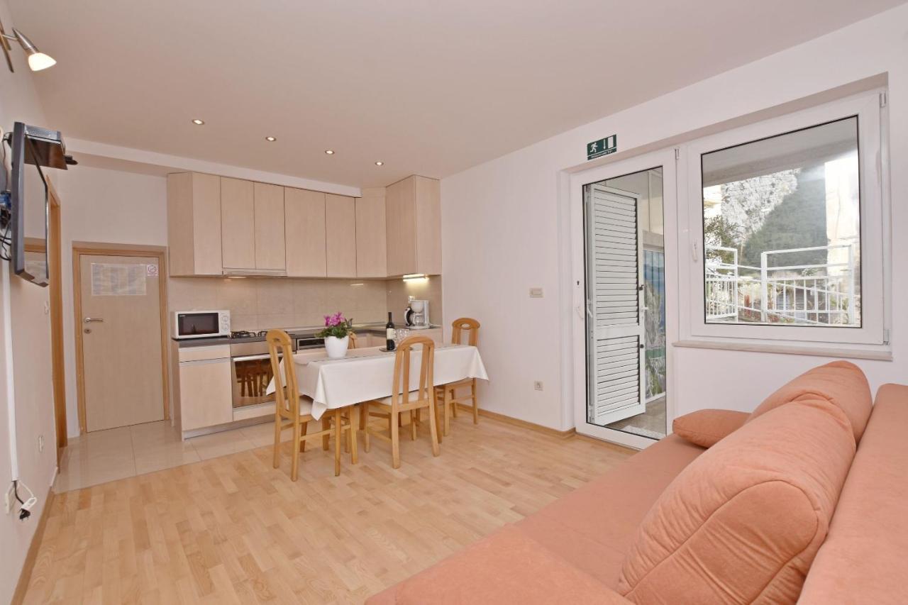 Apartment Mate Омиш Экстерьер фото