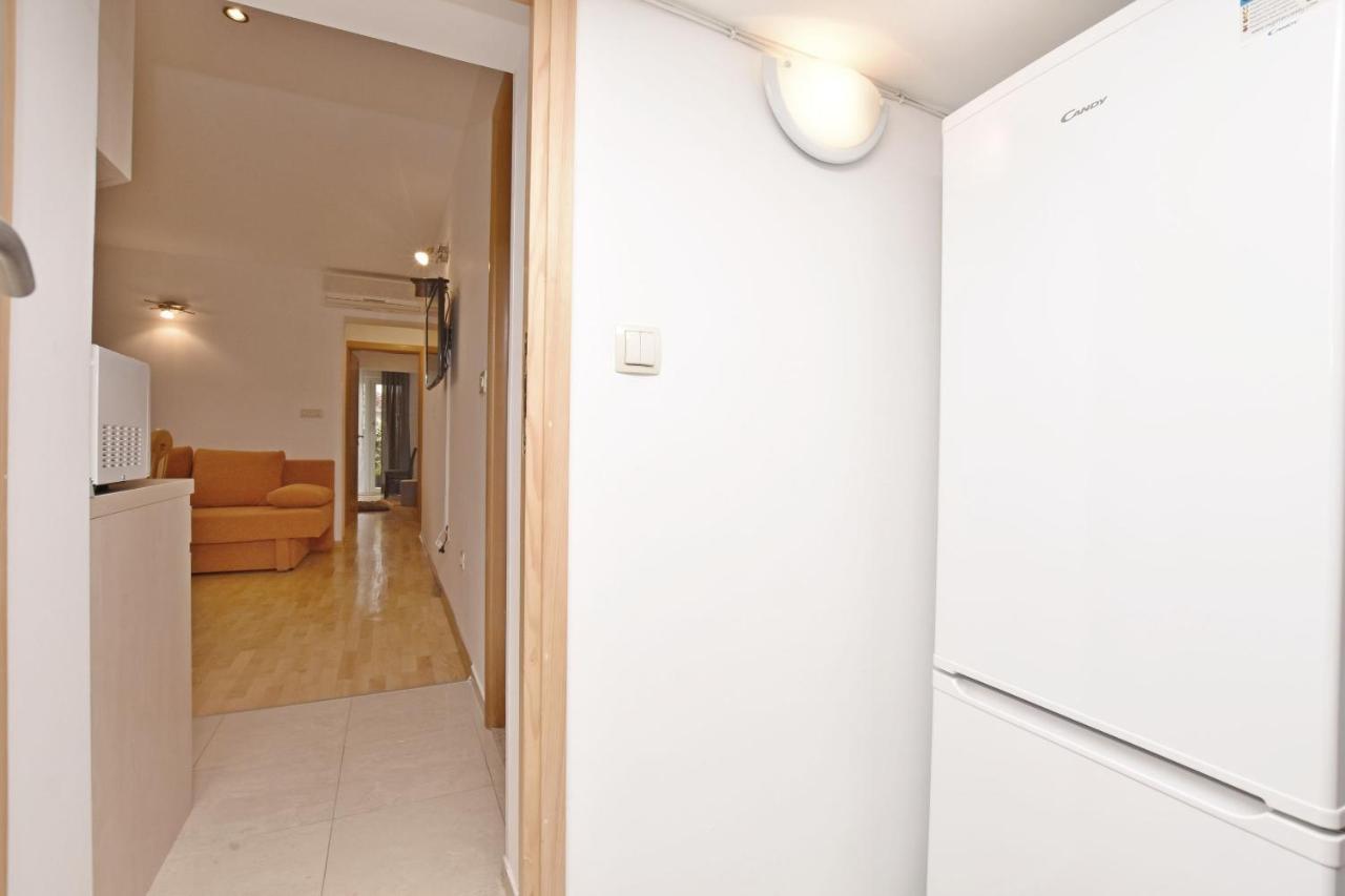 Apartment Mate Омиш Экстерьер фото